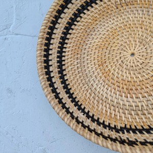 Panier de rangement en rotin naturel tressé noir bicolore en forme d'animal, écologique, fait main, design moderne multifonctionnel D98xH2.8 pouces - Product Image 4