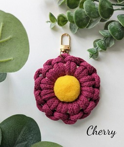 Flower Shape Macrame <b>Keyring</b> Handmade Boho Style Decorative Keychain for School And College Backpack Decoration Charm From India - Product Image 4