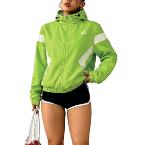 เสื้อแจ็คเก็ตกันลมแบบมีฮู้ดสำหรับผู้หญิง เสื้อกันฝนน้ำหนักเบาแบบสั่งทำพิเศษ เสื้อกันฝนระบายอากาศได้ดี เสื้อแจ็คเก็ตกันลม - Product Image 3