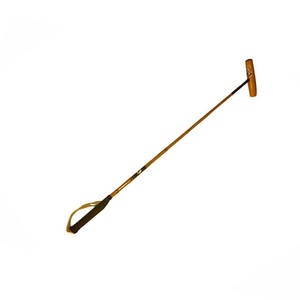 Palo de polo listo para torneos con un fuerte bastón de caña y un bloque de madera pulida, diseñado para golpear con precisión y un uso suave. - Product Image 6