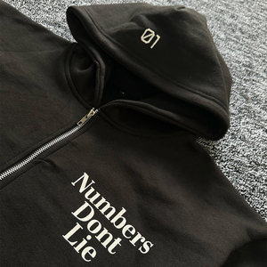 Sudadera con Capucha Negra para Hombre, Estampado '01 Numbers Dont Lie', Estilo Casual para Otoño, Corte Regular, Tejido de Algodón, Logotipo en la Espalda - Product Image 4