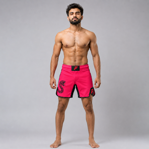 Shorts MMA durables conçus avec des matériaux respirants, des coutures renforcées et une coupe confortable pour les athlètes dédiés. - Product Image 1