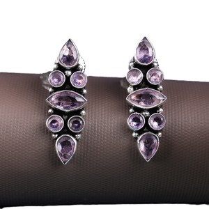 Boucles d'oreilles pendantes en argent oxydé pour femmes, commande en gros |   Bijoux œil de chat multicolores noir et violet |   Fournisseur en gros de produits en vrac - Product Image 6