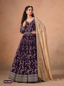 Nouvelle tendance élégante en matière de vêtements : Faux Georgette avec Salwar Kameez brodé, tenue traditionnelle pour femmes, fournisseur Inde. - Product Image 3