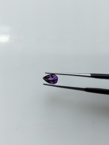 Ametyste africaine naturelle 6x4MM taille poire, pierre précieuse violette en vrac, Red Mountain Gems pour la fabrication de bijoux - Product Image 1