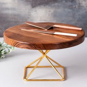 Support à gâteau rond en bois d'acacia écologique moderne avec base géométrique en fil doré, présentoir de luxe pour desserts, plateau à cupcakes - Product Image 2