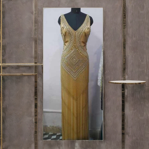 Robe de soirée de luxe perlée Superbe robe longue perlée au design de tapis rouge à vendre en Inde - Product Image 4