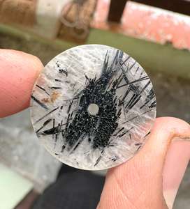 Cadran de montre en quartz rutilé noir naturel, quartz unique pour la fabrication de montres - Product Image 5