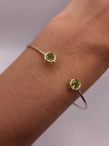 Brazalete Ajustable de Plata de Ley 925 con Peridoto de 4mm, Corte Redondo, Bañado en Oro Vermeil y Rodio, para Mujer, Personalizable al por Mayor - Product Image 4