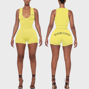 Conjunto de 2 piezas para mujer, top morado liso y shorts ajustados con cuello cuadrado, ropa de club con logo personalizado, conjunto de 2 piezas para mujer - Product Image 2