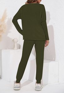 Conjunto deportivo para mujer, ideal para chicas altas, con chaqueta y pantalones con logo personalizado, diseñado para gimnasio, entrenamiento, fitness y yoga. - Product Image 2