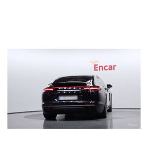 Porsche Panamera 3.0 AWD 2020 con 172,442 km, Volante a la Izquierda, Asientos de Cuero, Cámara Trasera - Product Image 4