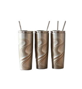 Grandes tasses Moscow Mule en acier inoxydable martelé doré, idéales pour la bière et la vodka - Product Image 2