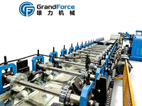 Machine automatique de formage à froid de panneaux d'étagères en acier pour entrepôt, ligne de production d'équipements de fabrication de rayonnages de stockage