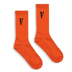 Chaussettes de sport basses en coton pour hommes et femmes, personnalisables, confortables et amortissantes, pour la course à pied - Product Image 1