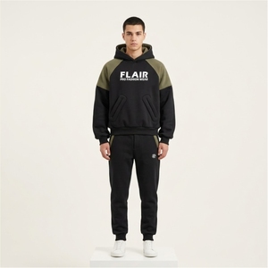 Chándal de Forro Polar Térmico Personalizado para Hombre con Bolsillos Acolchados 3D, Sudadera con Capucha de Manga Raglán y Pantalones Jogger Ajustados - Product Image 6