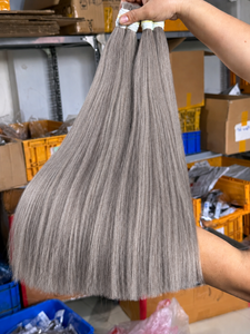 Extensiones de cabello humano gris al por mayor, cortadas de mujeres vietnamitas, para trenzar. - Product Image 1