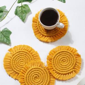 Posavasos redondos de macramé hechos a mano, estilo bohemio, de algodón, para té, decoración de mesa de comedor, accesorios para decoración de mesa de comedor. - Product Image 1