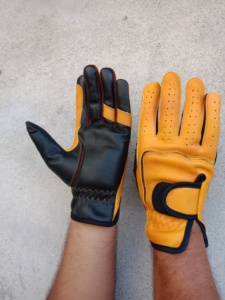 Winter Season Comfortable Full Fingers Horse Riding <b>Gloves</b> for Men with Hook & Loop Closure Mesh Fabric <b>Touchscreen</b> Compatible - Product Image 4