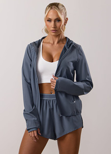 Veste coupe-vent légère à capuche bleu ardoise pour femme et short de sport assorti, ensemble deux pièces de vêtements de sport décontractés - Product Image 6