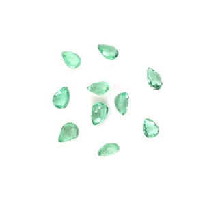 Émeraudes zambiennes naturelles calibrées en forme de poire 4x5mm, pierres précieuses facettées naturelles pour la création de bijoux, prêtes à l'emploi - Product Image 3