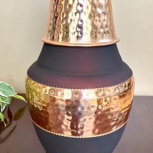 Botella de Agua de Cobre Puro Premium, Ecológica, Diseño Clásico, Botella de Cobre Martillado con Interior de Vidrio, Botella de Cobre para Mesa de Noche, Aniversario - Product Image 5