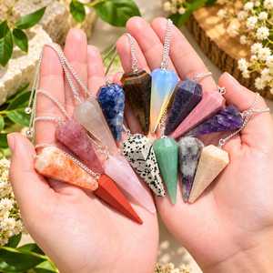 Péndulo de Cristal de Piedras Preciosas Naturales Pulimentadas, Cadena de Plata, Herramienta de Sanación Reiki, Equilibrio de Chakras, Piedra Semipreciosa - Product Image 4