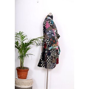 Bata estilo kimono japonés hecha a mano, con estampado Suzani multicolor, reversible, para invierno, con cinturón, para dormir o spa. - Product Image 5