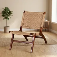 Chaise en bois vintage avec assise et dossier en corde naturelle tressée à la main, élégant mobilier de salon intérieur/extérieur pour le salon