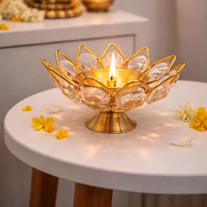 Porte-bougie en métal Crystal Lotus Diya, forme ronde, art populaire, lampe élégante, décoration d'intérieur, temple, Puja, festival, décoration de mariage - Product Image 1