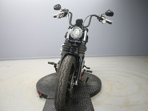 Moto Cruiser Street Bob 1900cc 2026 Prête à l'Exportation, Qualité Supérieure, pour Adultes avec EFI, ABS et Caractéristiques Premium Bobber - Product Image 4