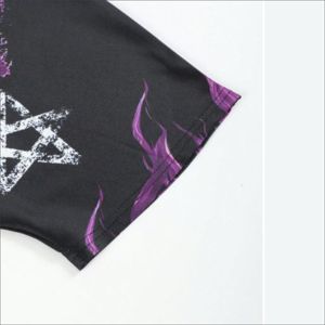 T-shirt personnalisé en coton 100% avec strass, délavé à l'acide, coupe oversize, épaules tombantes, style streetwear décontracté, écologique, avec motif graphique pour homme - Product Image 4