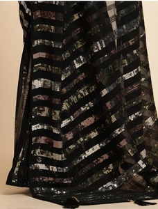 Sari Negro Estilo Bollywood con Lentejuelas Bordadas Georgette - Product Image 4