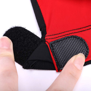 Three Finger Snooker Gloves Nylon Spandex Blend Breathable Open Thumb Index Design Pool Cue - Product Image 3