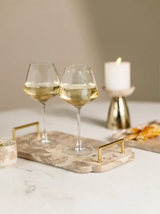 Bandeja de servir de metal con acabado dorado Marble Bass, bandeja metálica para servir en el hogar, hoteles, restaurantes y bares. - Product Image 3