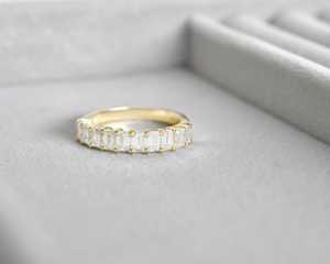 Anillo de Eternidad con Diamantes Cultivados en Laboratorio, Corte Baguette, Anillo de Boda, Anillo de Eternidad Completa con Diamantes, Anillo de Aniversario de Oro, Anillo Apilable para Novia - Product Image 1