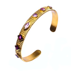 Pulsera Geométrica Chapada en Oro de 22k con Amatista Engastada en Bisel, Clásica para Uso Diario Femenino - Product Image 3