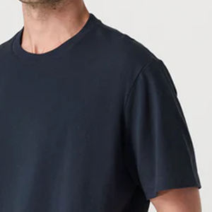 Fournisseur en gros de tissus en coton de qualité supérieure, tissu lourd, couleur unie, t-shirt pour homme à col rond surdimensionné, coupe décontractée, mode streetwear - Product Image 3
