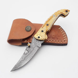 Couteau pliant à double lame en acier de Damas avec lame à motif unique et manche fait main, idéal pour les cadeaux et les voyages - Product Image 4