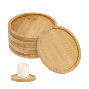 Sous-verre en bois poli au design classique et élégant pour table, idéal pour les maisons et les restaurants - Product Image 1