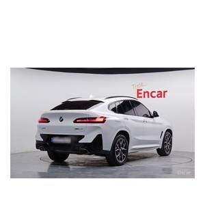 BMW X4 XDrive20i M Sports 2023, Volante a la Izquierda, Caja de Cambios Automática, con Cámara Trasera, 47,497 km - Product Image 2