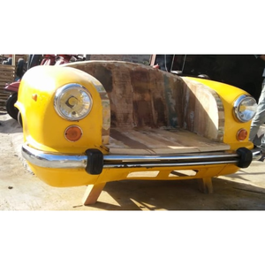 Reproducción del Sofá Ambassador para Automóvil |   Sofá Automotriz Clásico Vintage para Decoración de Hogar, Cafetería o Estudio - Product Image 1