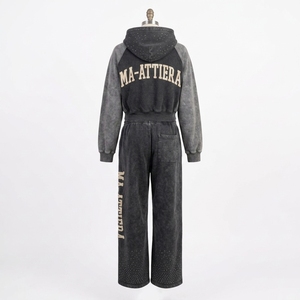 Conjunto de Sudadera Corta con Capucha y Pantalones Anchos de Felpa de Algodón con Lavado Ácido Bicolor para Mujer, Estilo Urbano, Venta al por Mayor OEM - Product Image 3