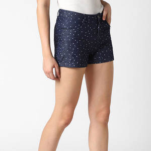 Shorts de Mezclilla para Mujer, Elegantes, con Textura Impresa con Láser, Cómodos para Uso Diario - Product Image 2