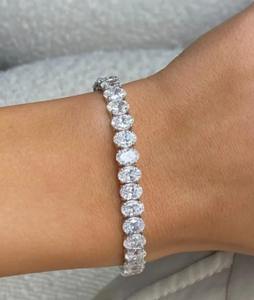 Pulsera de tenis de diamante de moissanita de corte ovalado hermosa pulsera de plata de ley 925 personalizada - Product Image 2