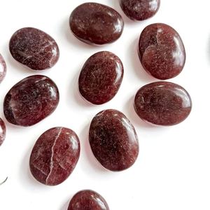 Piedra de Cuarzo Fresa Natural Pulida, Ágata Fresa, Cristal, Gema, Figura de Amor Feng Shui, Piedra de Sanación de Chakras - Product Image 2