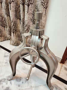 Brown Wood Top <b>Bar</b> Stool with Iron Metal Legs <b>Bar</b> Chairs Industrial Stool High Demanding Exclusive <b>bar</b> and Home <b>Furniture</b> - Product Image 4