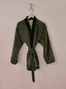 Women's <b>Green</b> Animal Print <b>Velvet</b> Kimono Robe V-Neck Full-Length Long Sleeves Winter Casual Luxury Coat Machine-Washable - Product Image 4