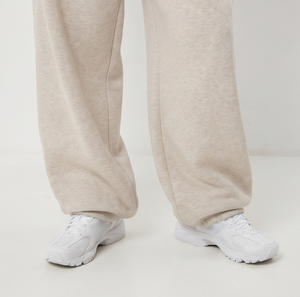 Conjunto Deportivo Extra Grande para Mujer, 100% Algodón, Corte Holgado, Hombros Caídos, Sudadera con Capucha y Pantalones Deportivos - Product Image 4
