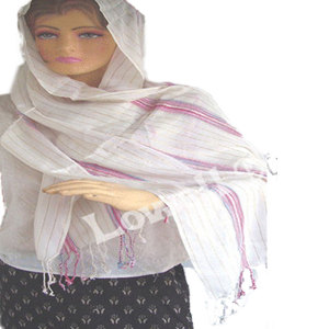Elegante Bufanda a Rayas con Lurex / Bufanda de Viscosa a Rayas para Mujer, Accesorio de Moda Ligero y Brillante para Uso Casual y Fiestas - Product Image 1